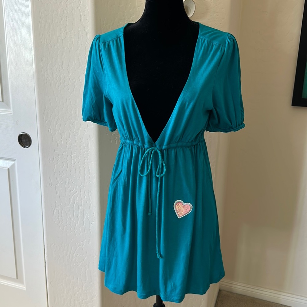 Super Cute! Old Navy Deep V Turquoise Blue Pull String Top W/ Sparkle Heart SZM